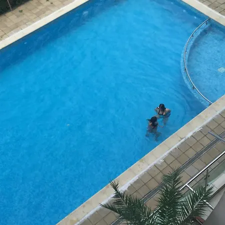 Pe Malul Marii Apartment